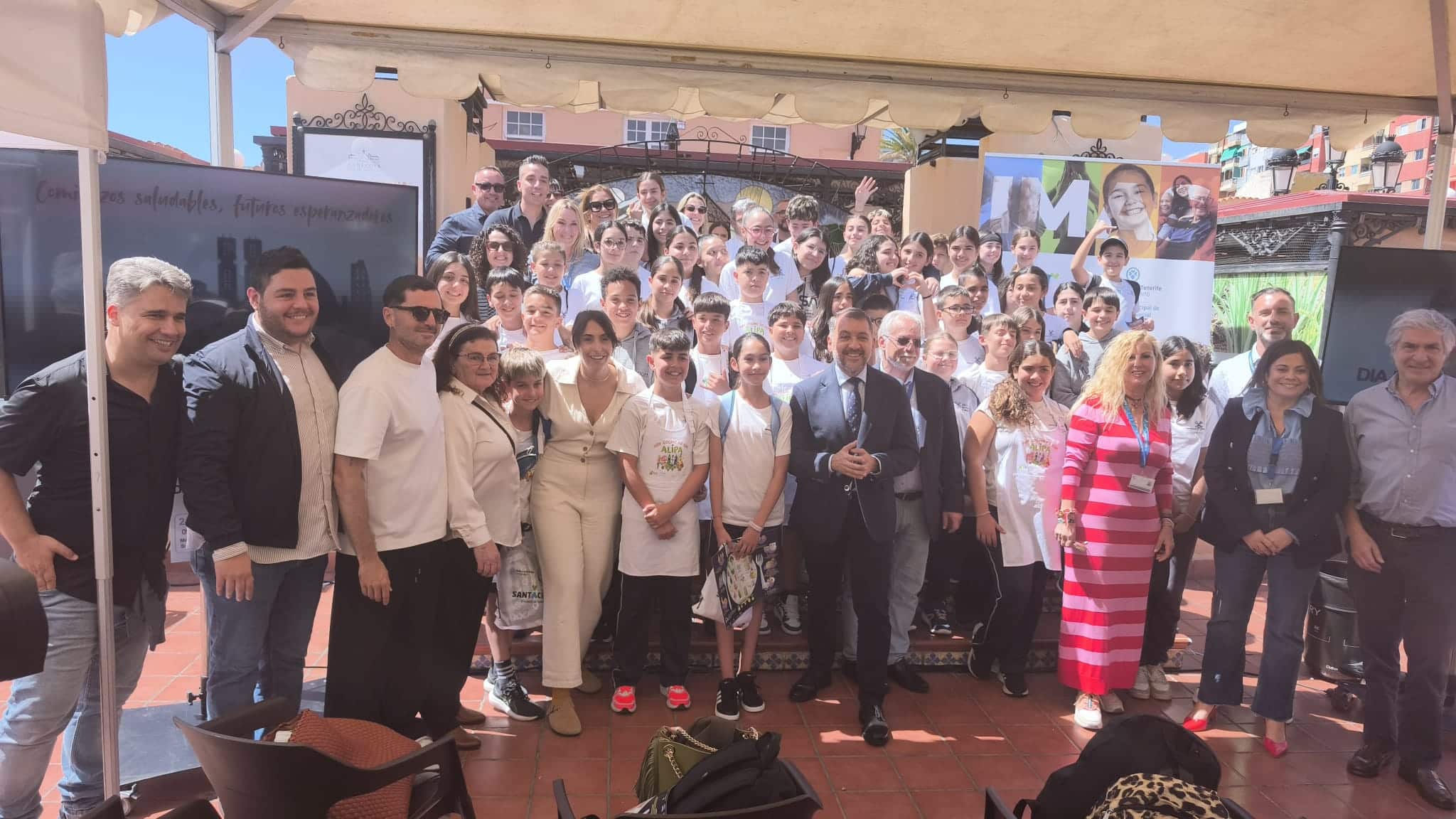 250424 Día de la Salud en el Mercado de África