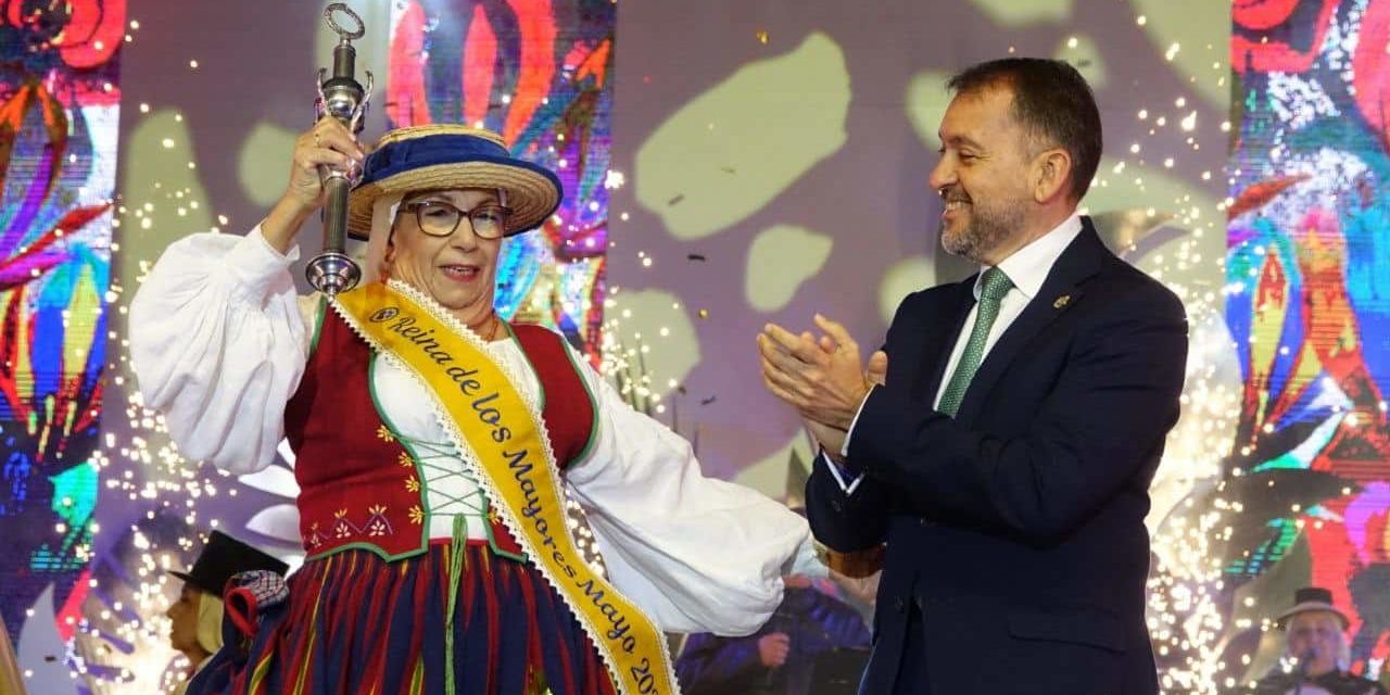 250426 Reina de los Mayores Mayo