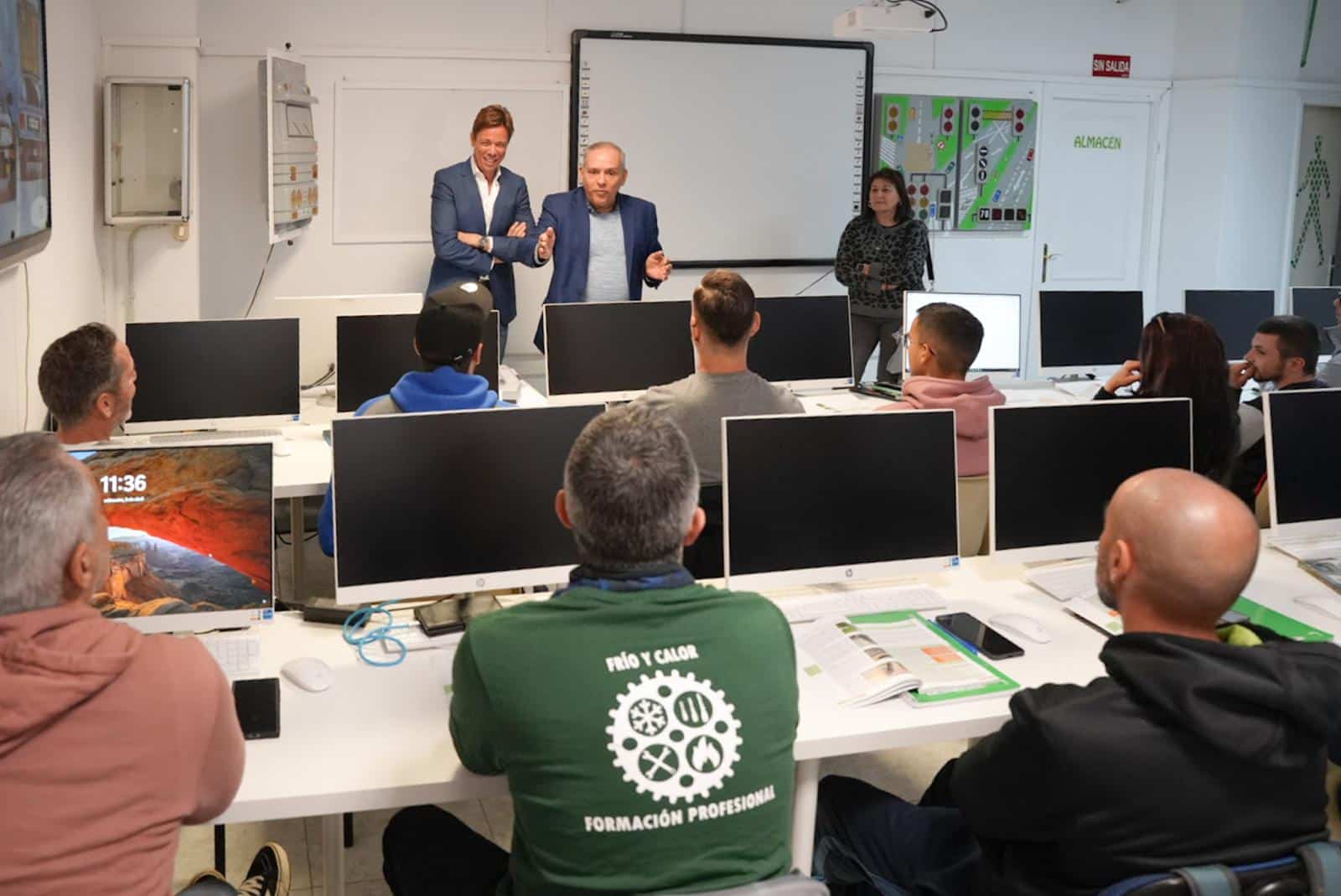 AUTOESCUELA 001