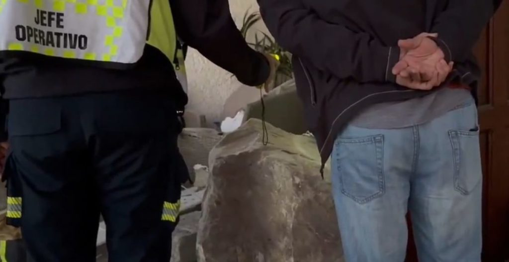 CAÍDA DE UNA PIEDRA EN BAJAMAR 15-4-25