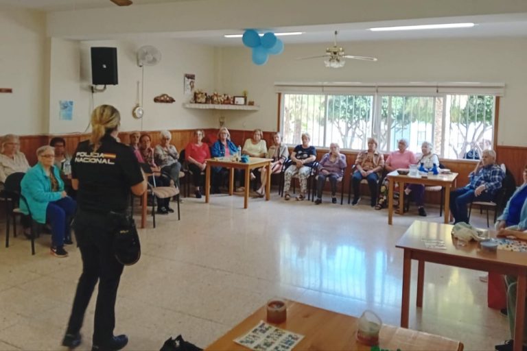 Charla_Mayores_Cardonal2
