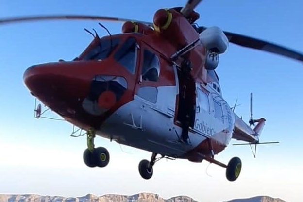 EL GES RESCATA A UN HOMBRE HERIDO AL SUFRIR UNA CAÍDA EN LAS CAÑADAS DEL TEIDE 19-4-25