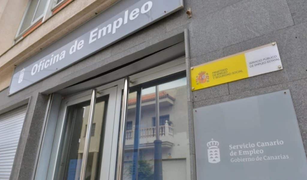 EL PARO EN CANARIAS BAJA EN MARZO 2-4-25