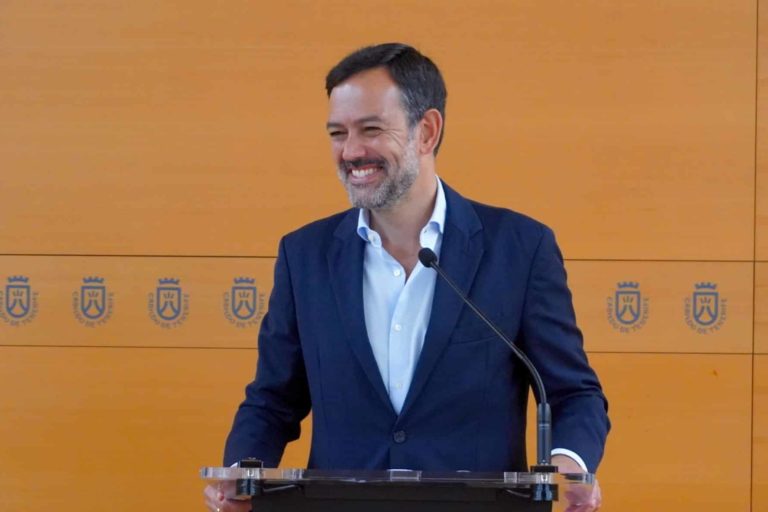 El vicepresidente y consejero de Turismo, Lope Afonso