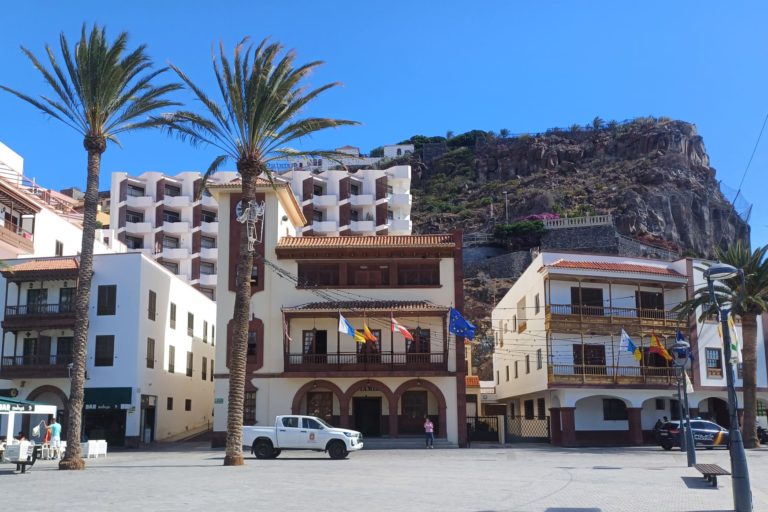 FACHADA AYUNTAMIENTO05