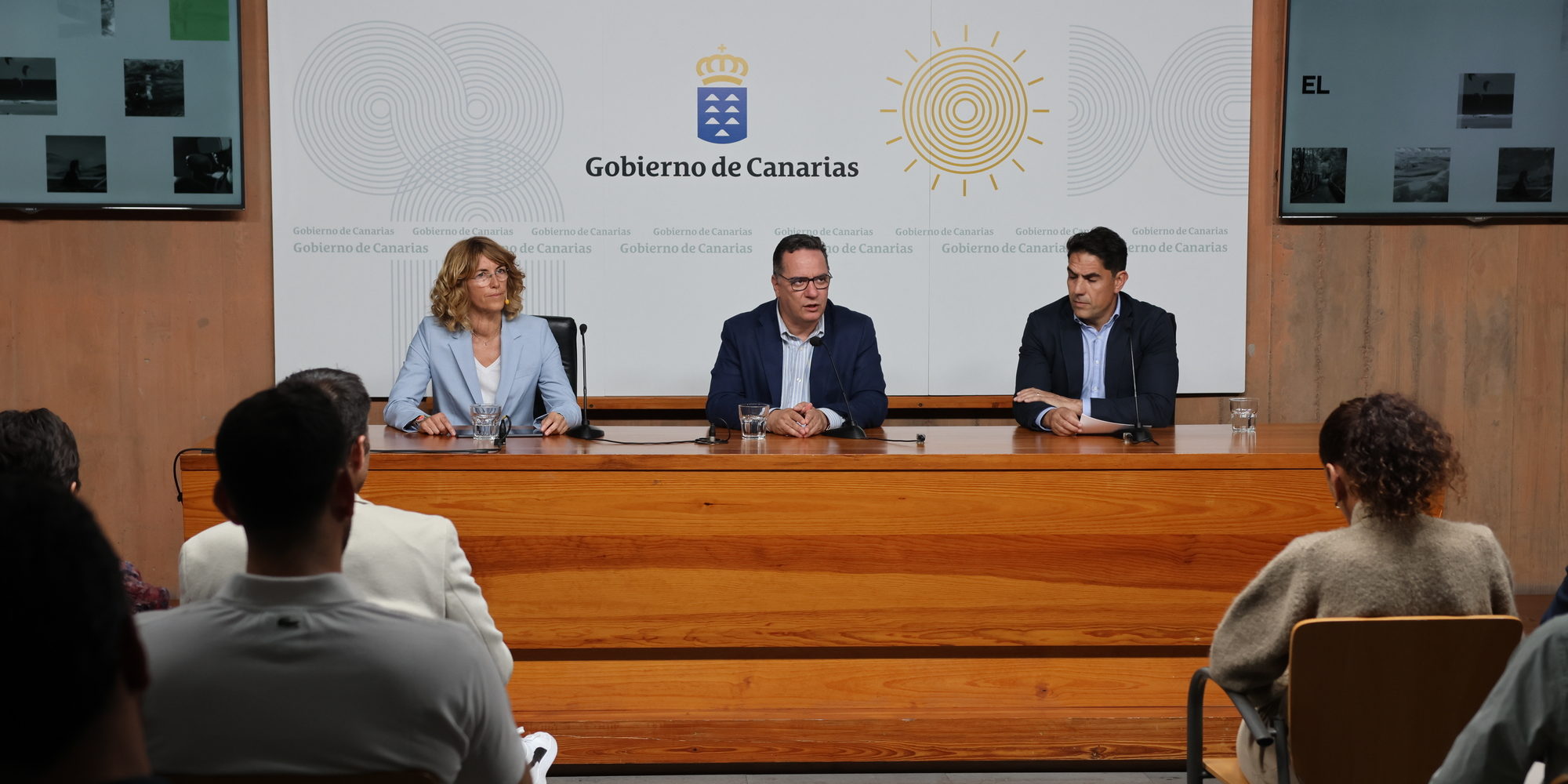 FOTO. Poli Suárez en el encuentro profesional para la creación del clúster deportivo