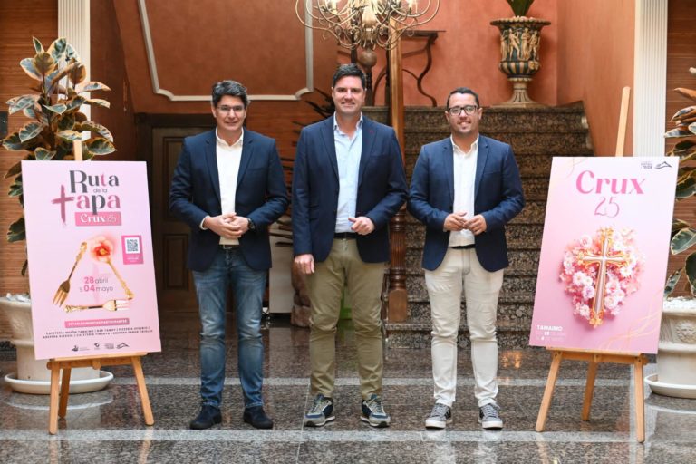 Foto de la presentación del evento CRUX25