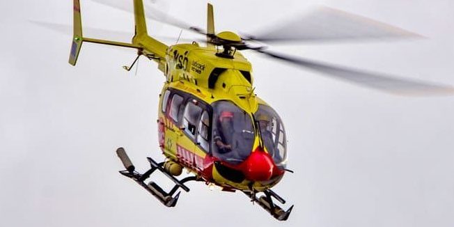 HELICÓPTERO DEL SUC TRASLADA A UN CICLISTA HERIDO TRAS UNA CAÍDA EN SAN BARTOLOMÉ DE TIRAJANA 4-4-25