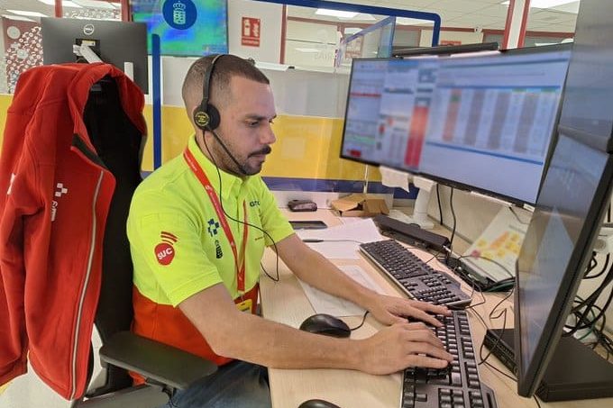 HOMBRE HERIDO TRAS VOLCAR SU TURISMO EN LAS PALMAS 14-4-25