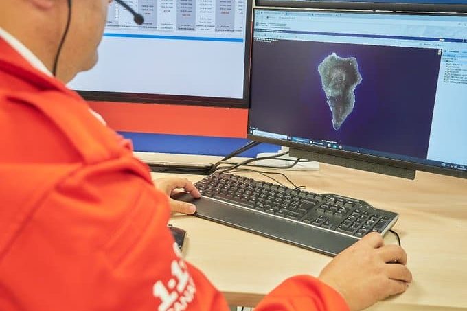 MUJER AFECTADA POR INHALACIÓN DE HUMO EN UN INCENDIO EN UNA VIVIENDA EN SANTA CRUZ DE LA PALMA 6-4-25