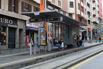 PARADA TRANVÍA TEATRO GUIMERÁ 4-4-25