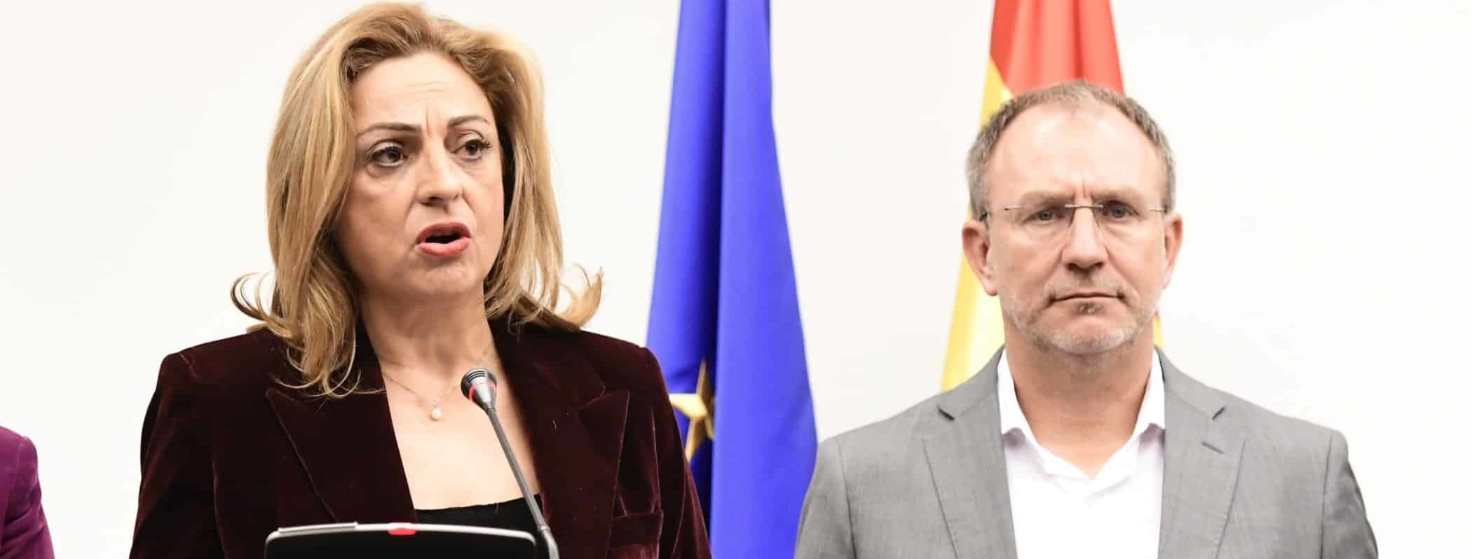 Cristina Valido y presidente Cabildo La Palma Sergio Rodríguez en Congreso 280125