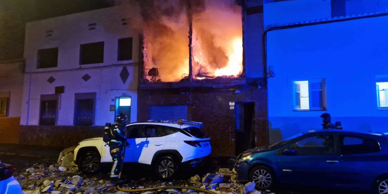 INCENDIO EN LA CUESTA-LA LAGUNA6 19-5-25
