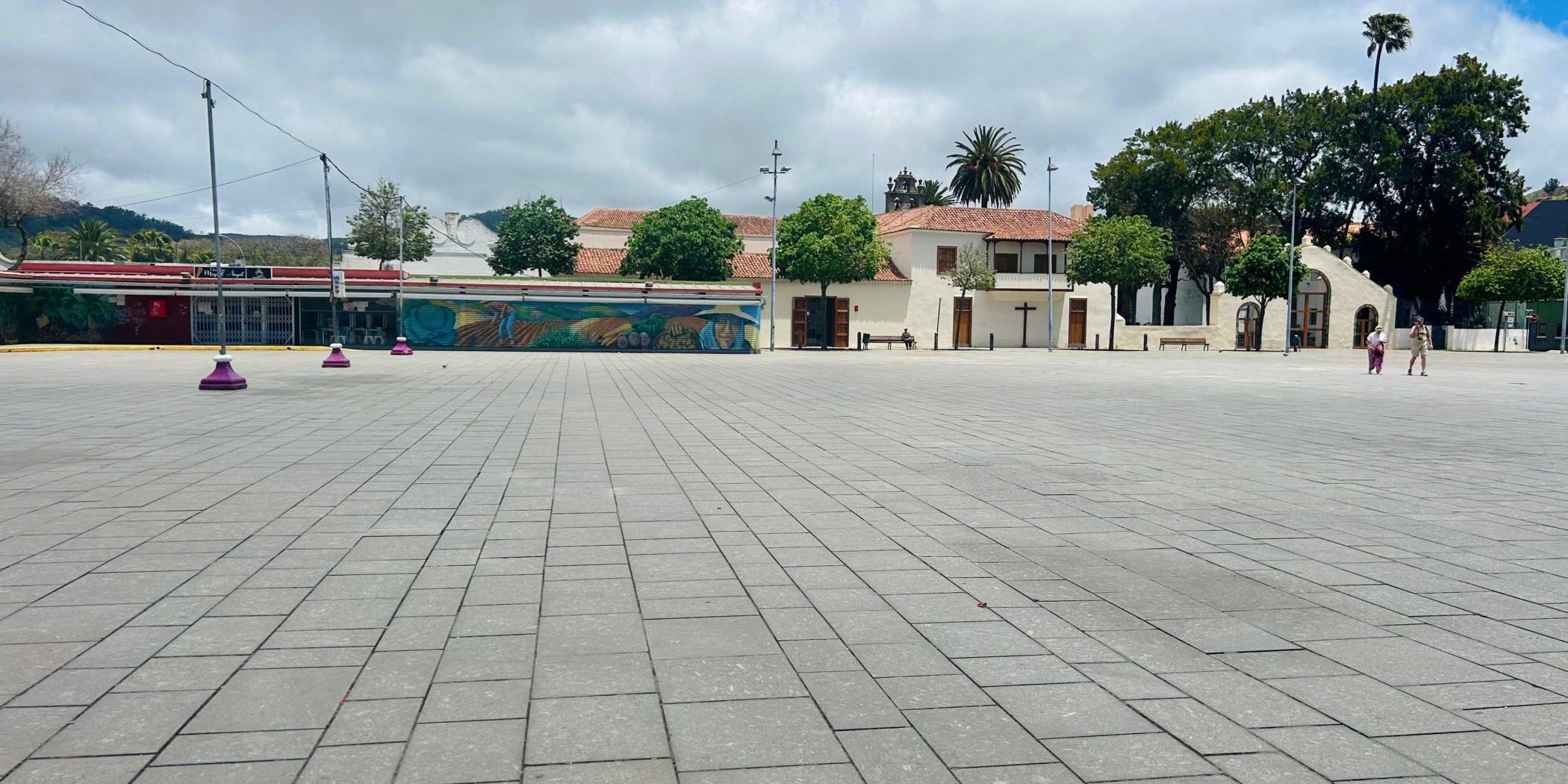 Plaza 2