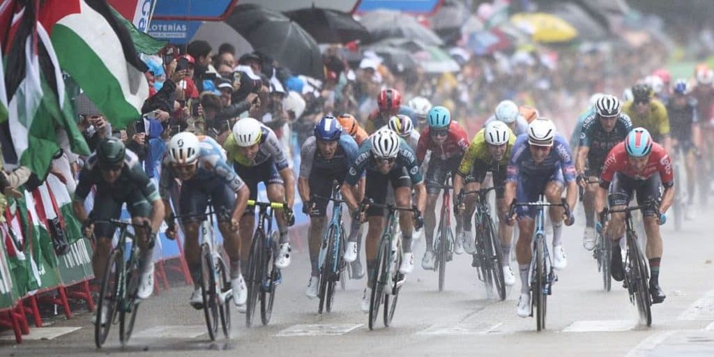 Santander acoge el final de la etapa 17 de la vuelta ciclista a España