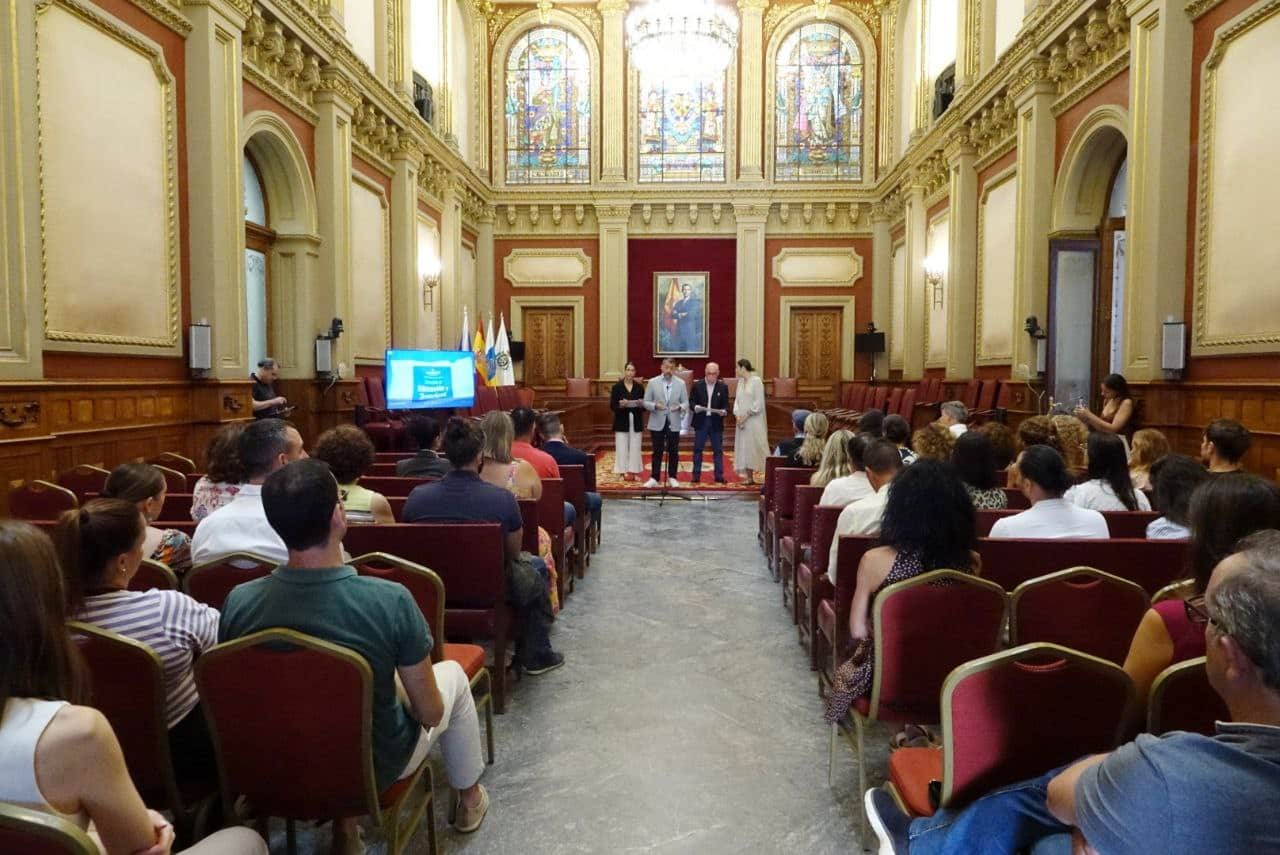 250623 Diplomas Radios Escolares 2