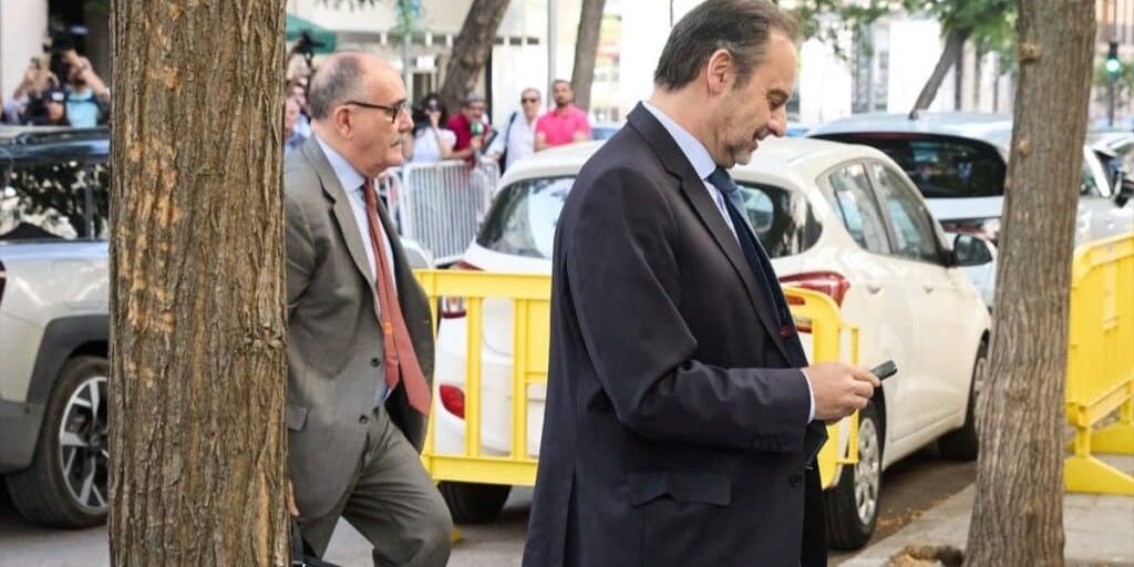 ABALOS Y KOLDO DECLARAN EN EL SUPREMO 23-6-25
