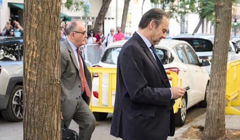 ABALOS Y KOLDO DECLARAN EN EL SUPREMO 23-6-25