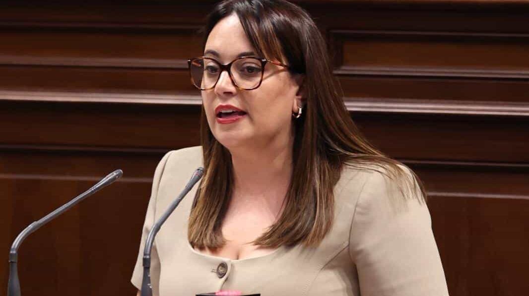 CRIS CALERO 110625