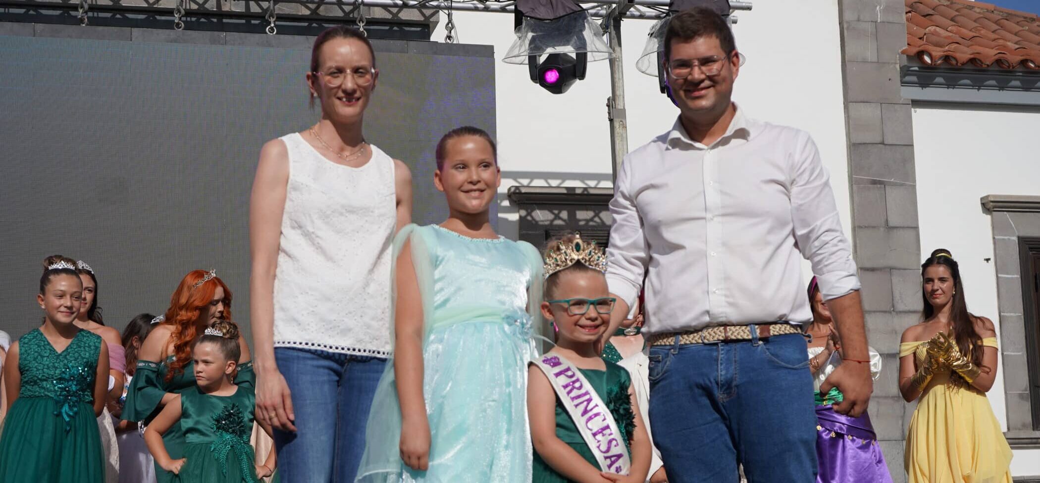 Foto de la nueva Reina Infantil de las fiestas de San Pedro 2025