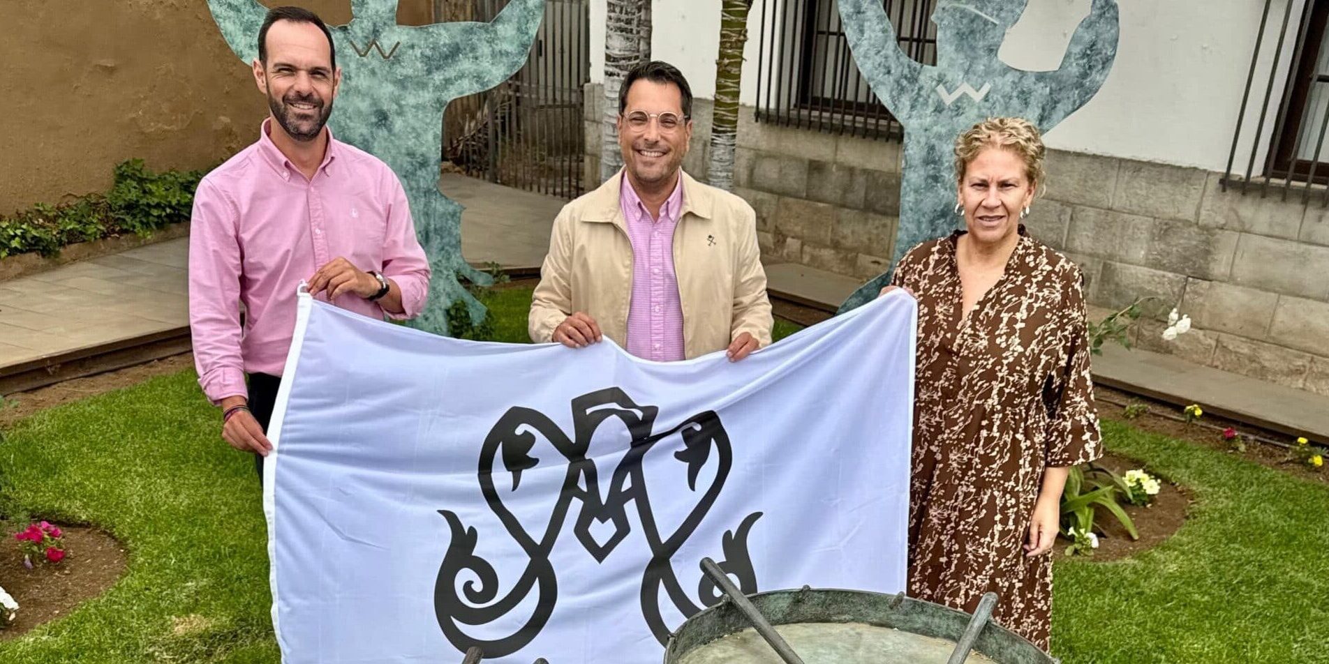 030725 Izado de bandera de la Bajada de la Virgen de los Reyes de El Hierro 2025 (1)