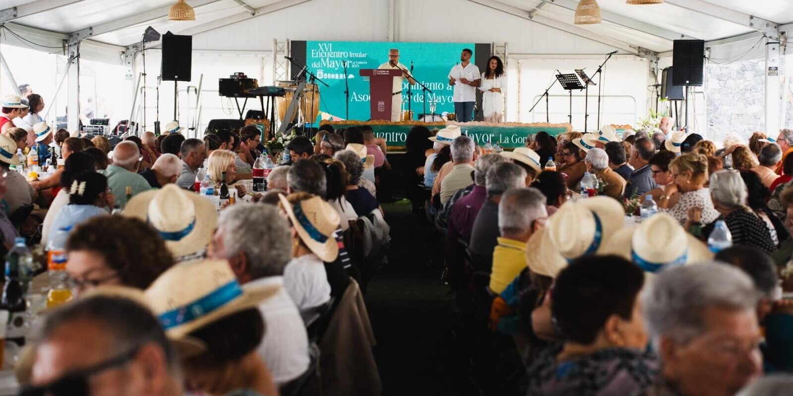 210725 Casimiro Curbelo, presidente del Cabildo de La Gomera, durante su intervención en el XVI Encuentro Insular del Mayor