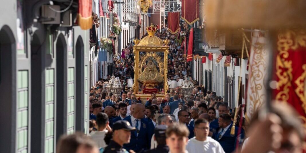 BAJADA DE LA VIRGEN DE LAS NIEVES EN LA PALMA 14-7-25
