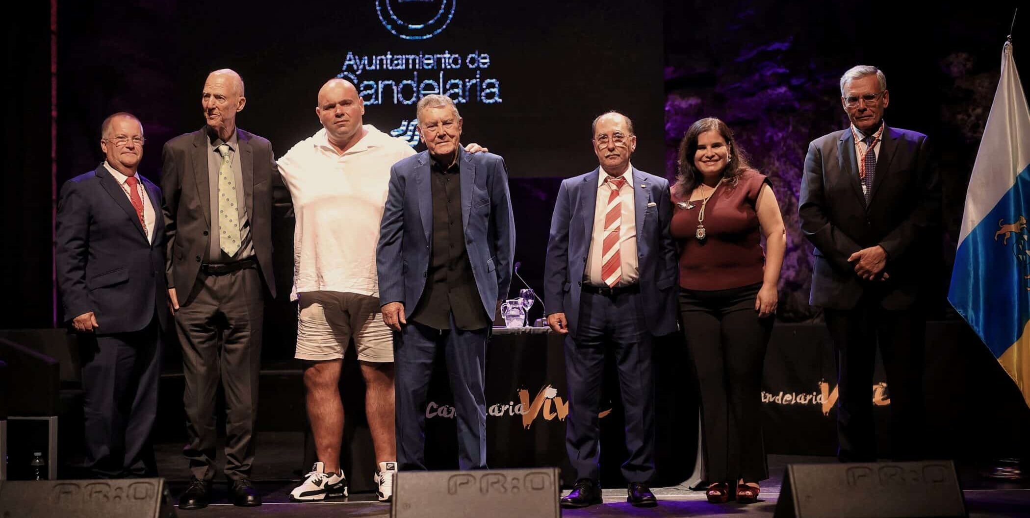 Medallas al mérito 2025