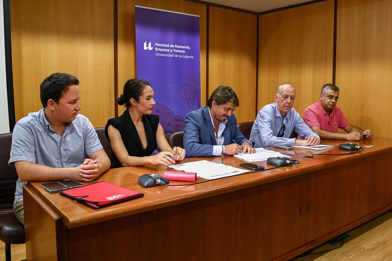 PATRONALES Y SINDICATOS DE HOSTELERÍA FIRMAN EL CONVENIO DEL ALZA SALARIAL MÁS ALTO DE SU HISTORIA 11-7-25
