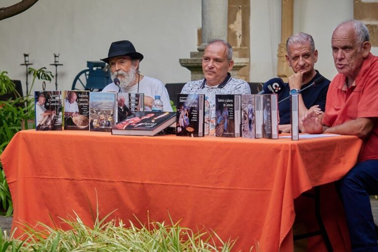 PRESENTACIÓN EN MUSEO IBEROAMERICANO