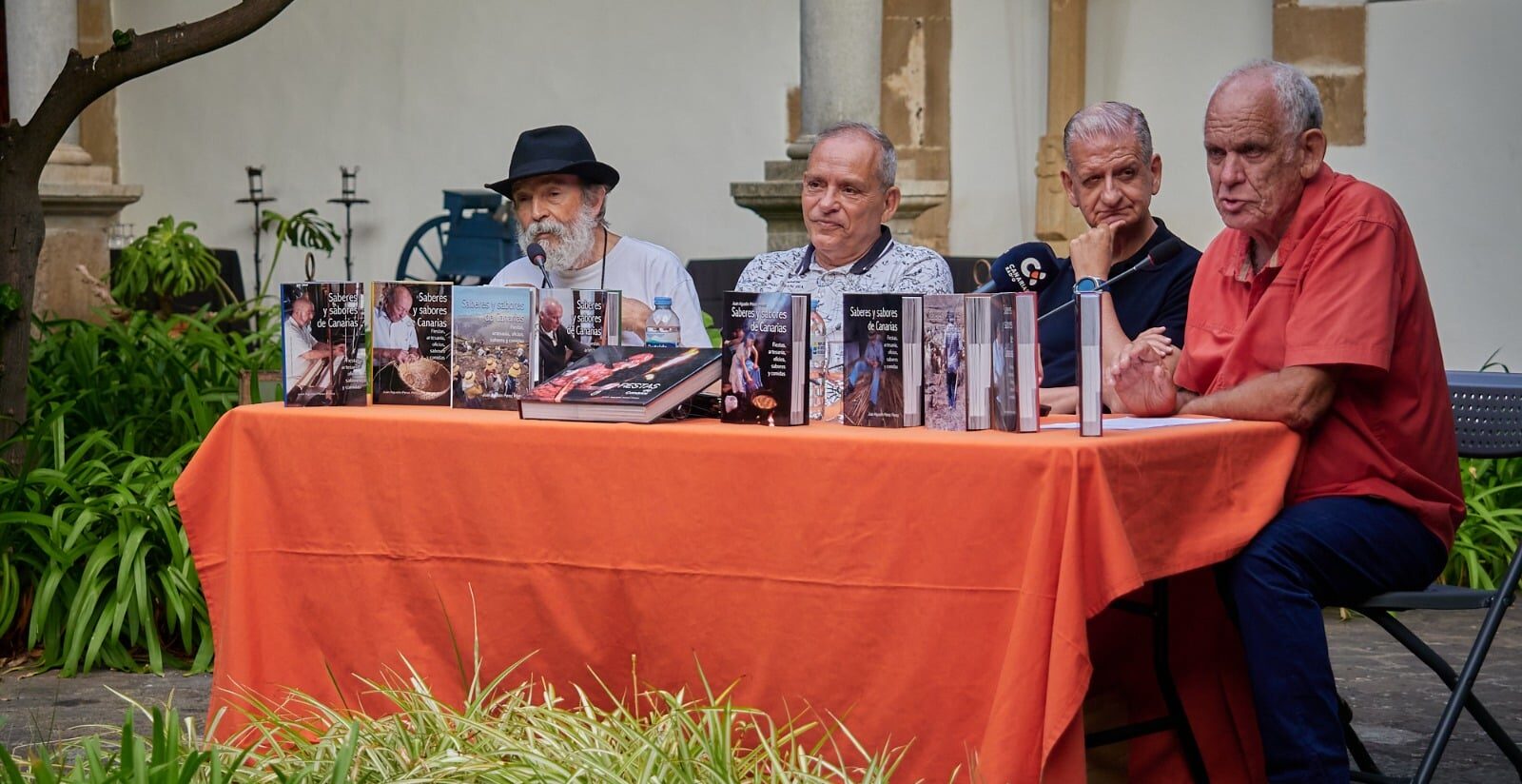 PRESENTACIÓN EN MUSEO IBEROAMERICANO