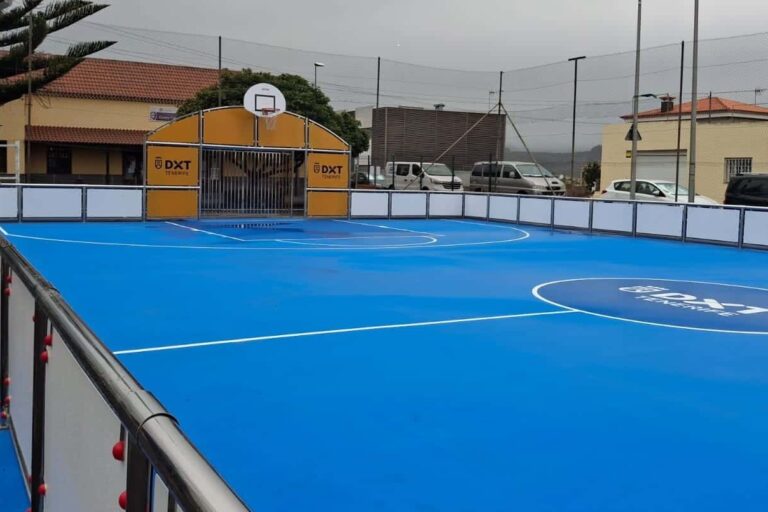 Pista multideporte en La Laguna