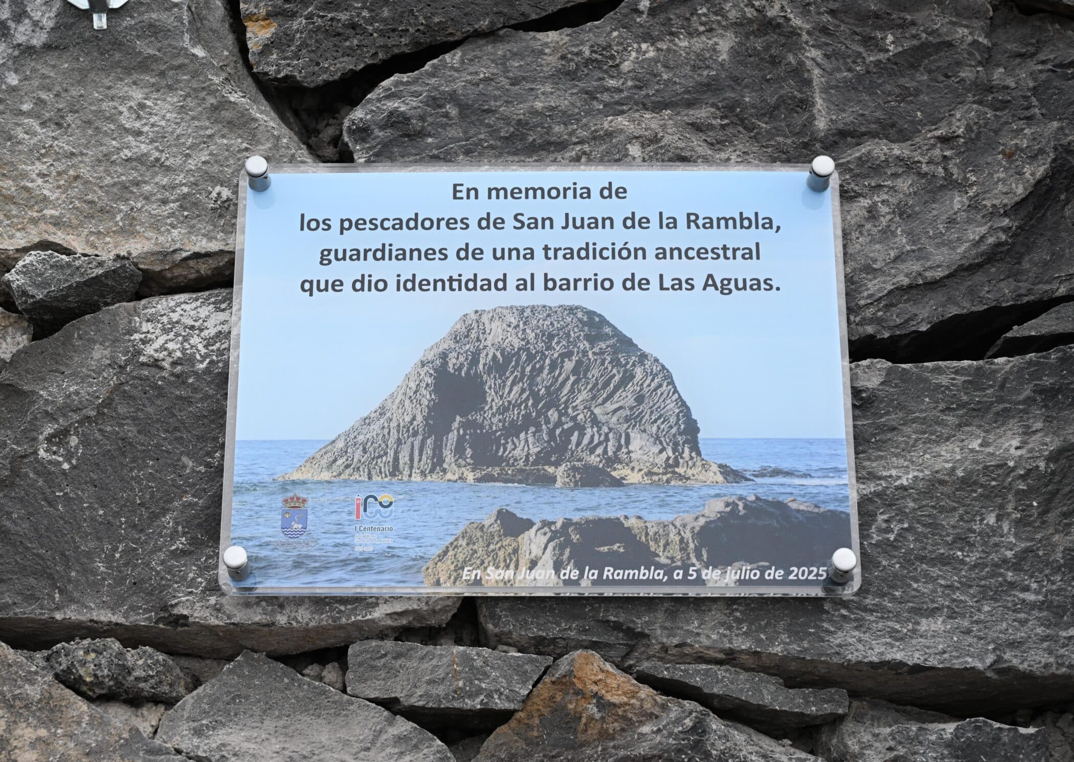 Placa homenaje