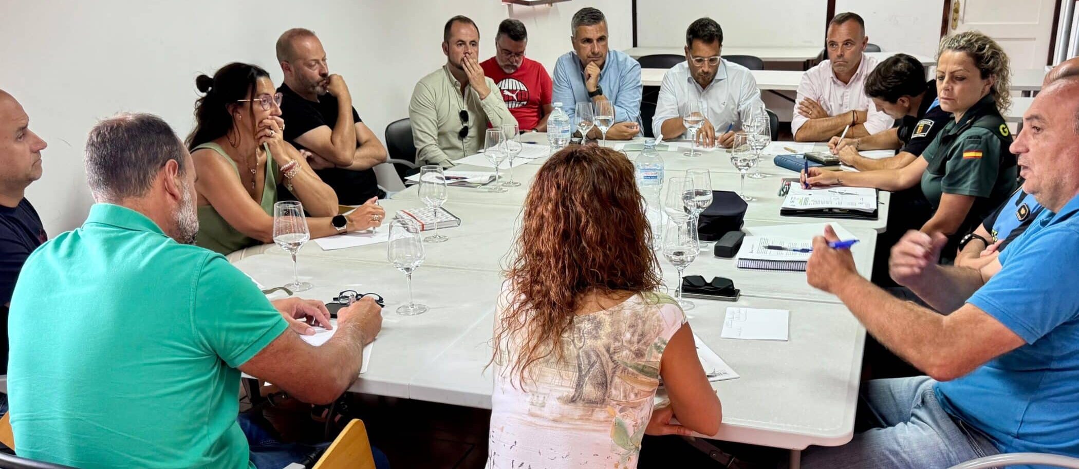 270825 Reuni�n ayuntamientos Los Realejos y La Orotava y Consejo Regulador de Vinos tema filoxera vi�a (1)