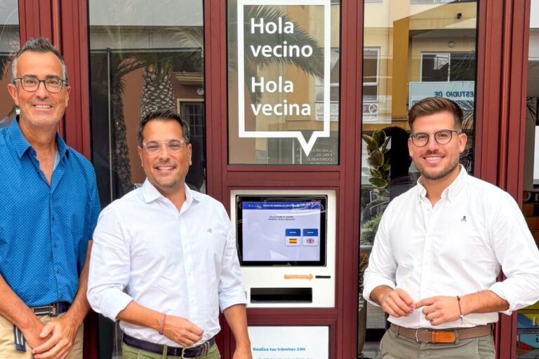 290825 Nuevo kiosco digital autoservicio certificados de viaje y empadronamiento (7)
