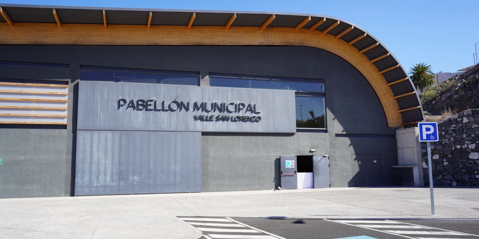 ARONA Pabellón de Deportes Valle San Lorenzo