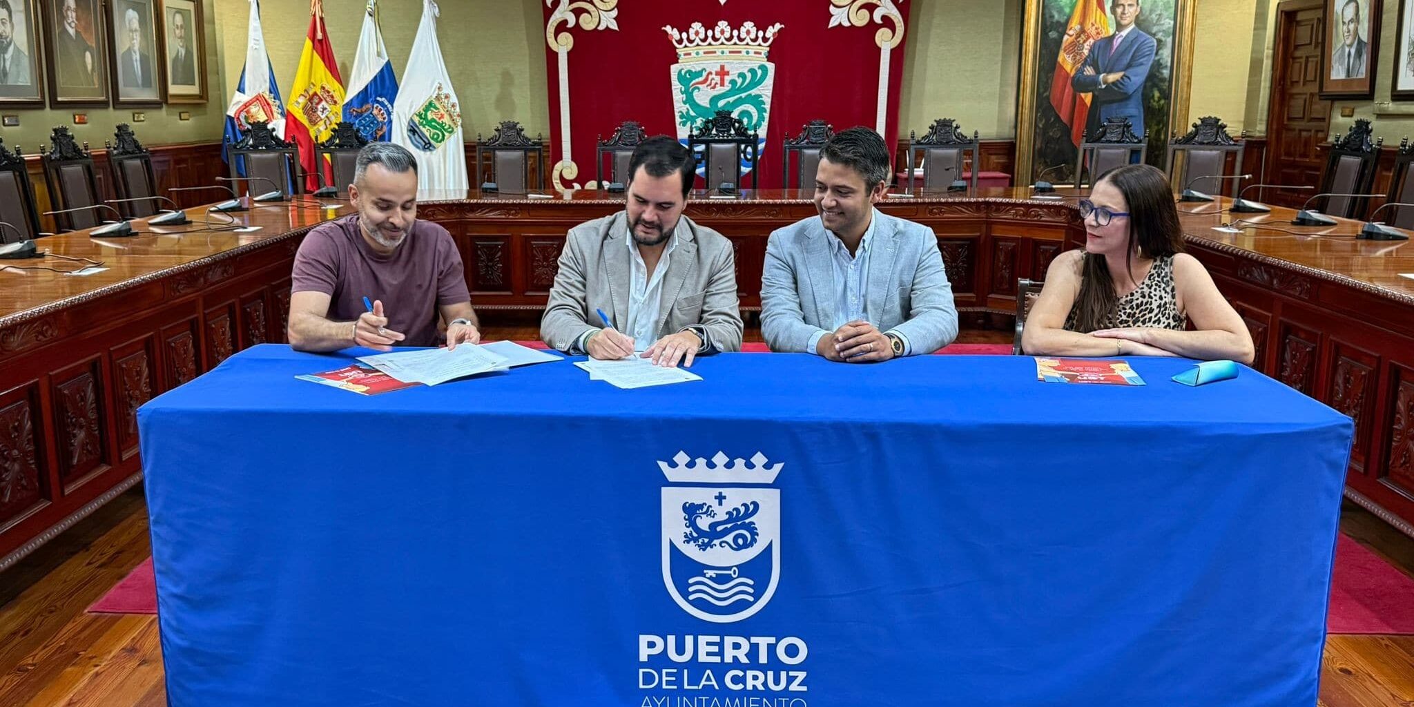 AYTO. PUERTO CRUZ FIRMA CONVENIO 1 (1)