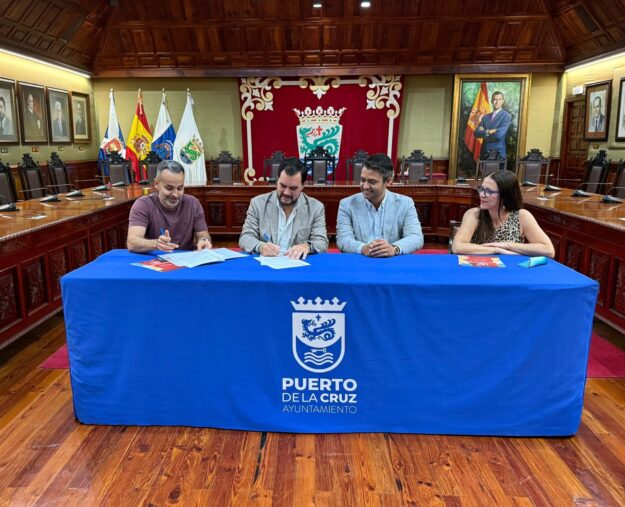 AYTO. PUERTO CRUZ FIRMA CONVENIO 1 (1)