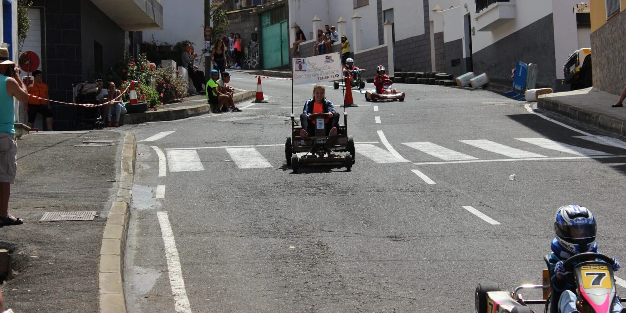 Bajada de carros de Las Rosas