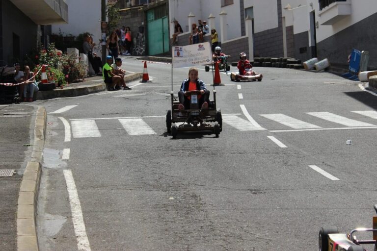 Bajada de carros de Las Rosas