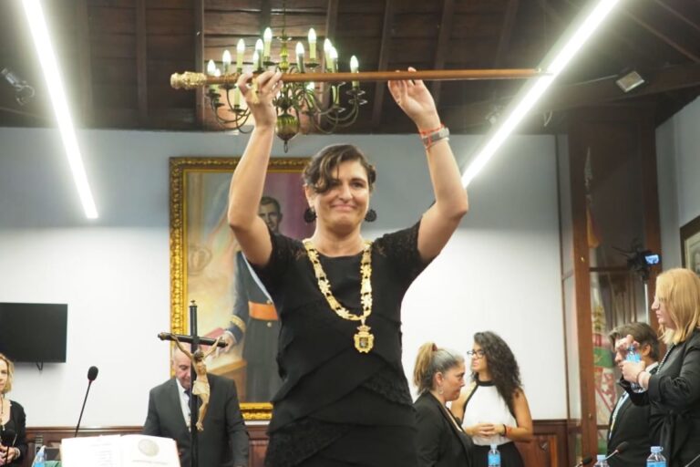 CARMEN LUISA CASTRO-ALCALDESA DE GÜÍMAR 11-8-25