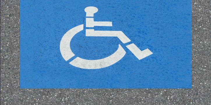 DISCAPACIDAD UNIFICA EN LAS ISLAS LA TARJETA DE APARCAMIENTO PARA PERSONAS CON MOVILIDAD REDUCIDA 12-8-25