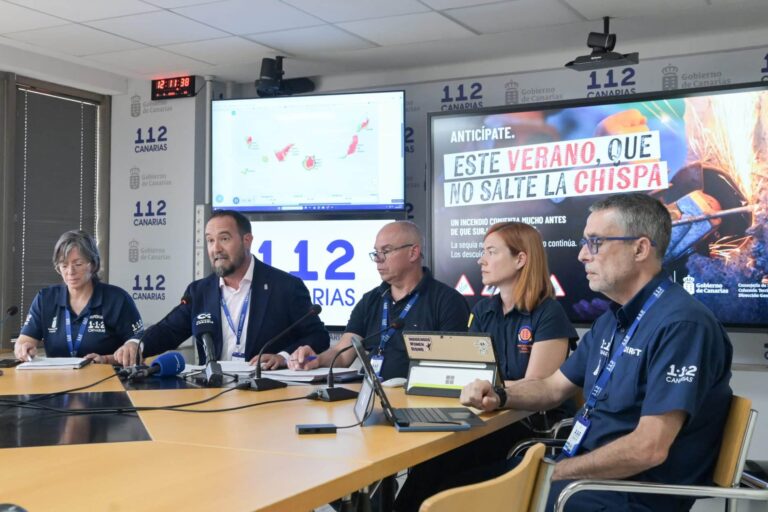 EL GOBIERNO DECLARA DOS SITUACIONES DE ALERTA MÁXIMA EN CANARIAS POR ALTAS TEMPERATURAS 8-8-25