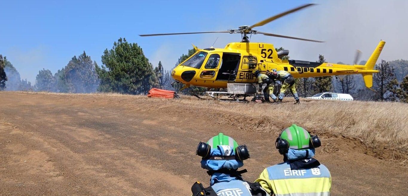 EL INCENDIO DE EL HIERRO EVIDENCIA LA IMPORTANCIA DE LAS LABORES PREVENTIVAS Y DEL REFUERZO AÉREO 25-8-25