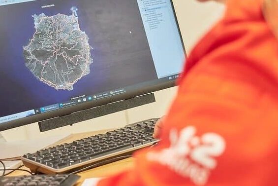 MOTORISTA EN ESTADO CRÍTICO TRAS SUFRIR UNA COLISIÓN CON UN VEHÍCULO EN AGÜIMES-GRAN CANARIA 31-8-25