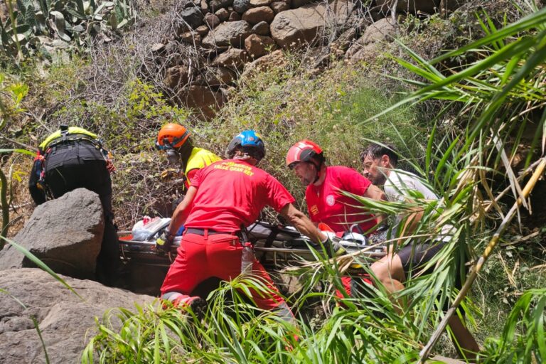 SENDERISTA HERIDO EN VALLE GRAN REY-LA GOMERA1 9-8-25