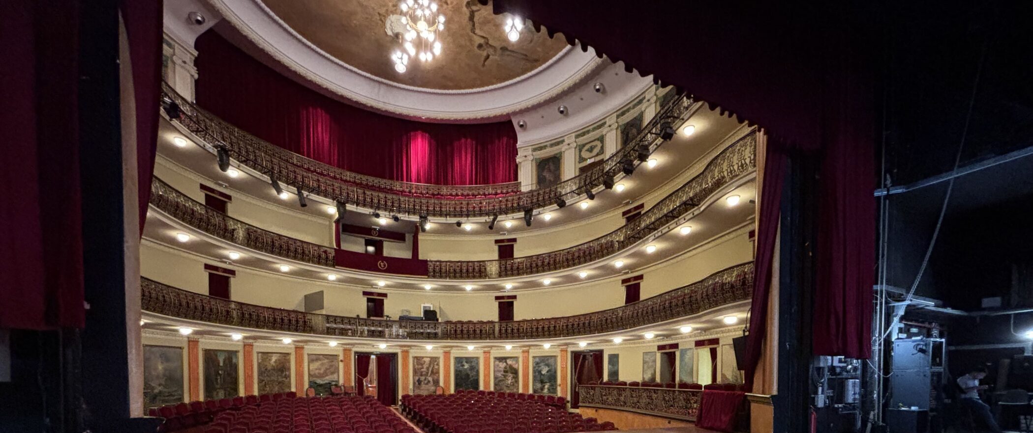Teatro Leal 3