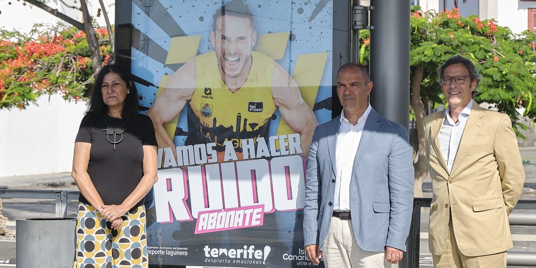 Tranvía apoyo campaña de abonos CB Canarias La Laguna Tenerife baloncesto