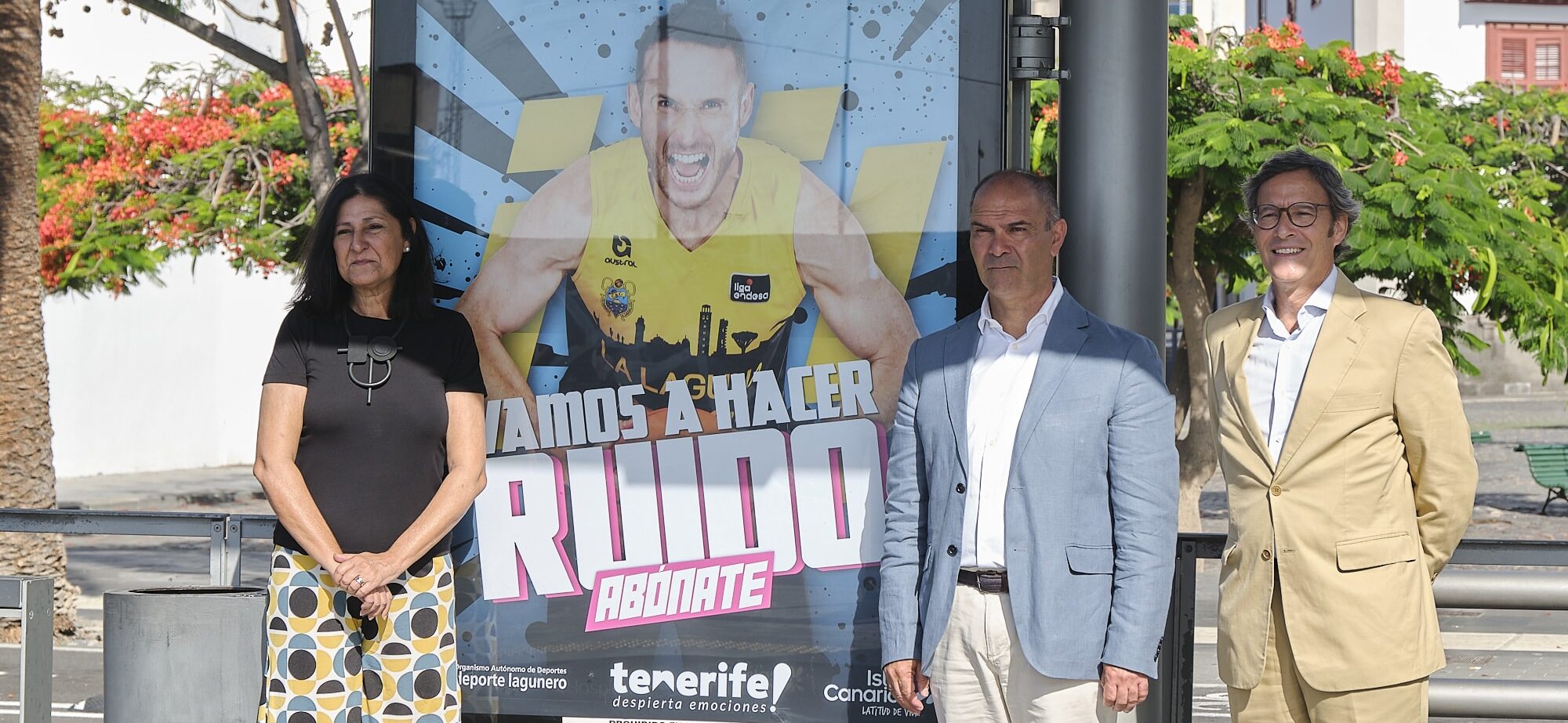 Tranvía apoyo campaña de abonos CB Canarias La Laguna Tenerife baloncesto