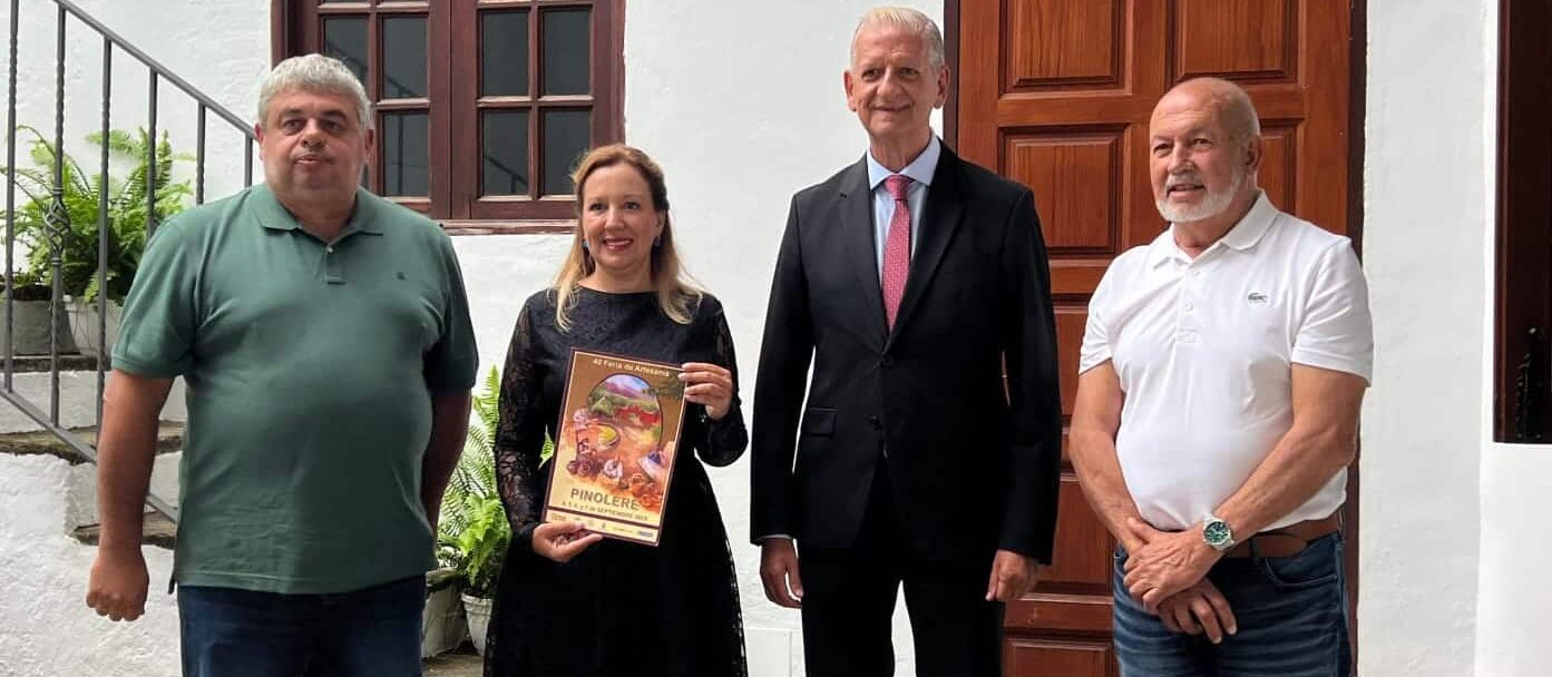 entrega del acta de elección Choferiantes al Cabildo